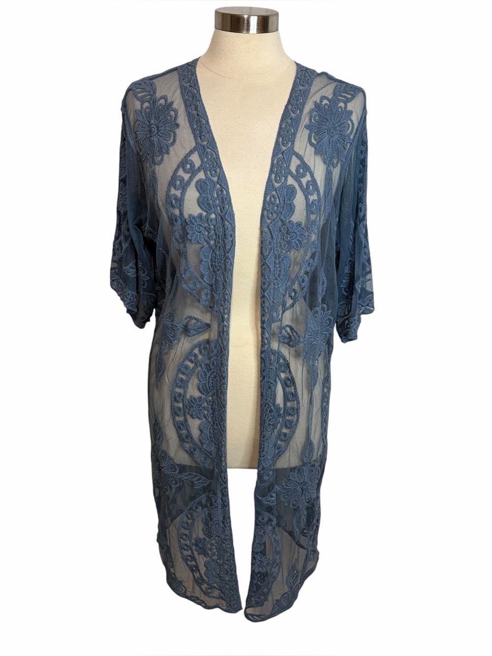 NWOT Heather Blue Floral Lace Midi Length Kimono, S/M